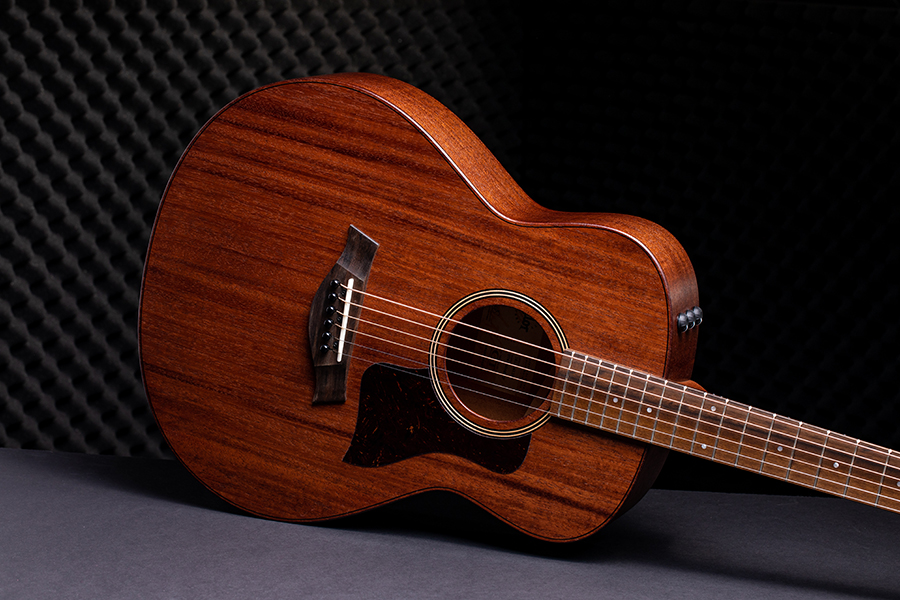 Taylor-GTe-Mahogany